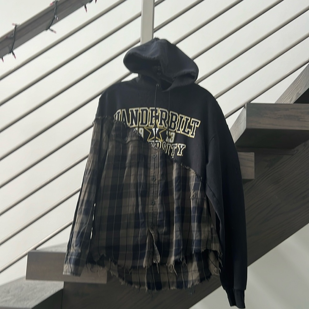 LF FURST OF A KIND VANDERBILT SWEATSHIRT.